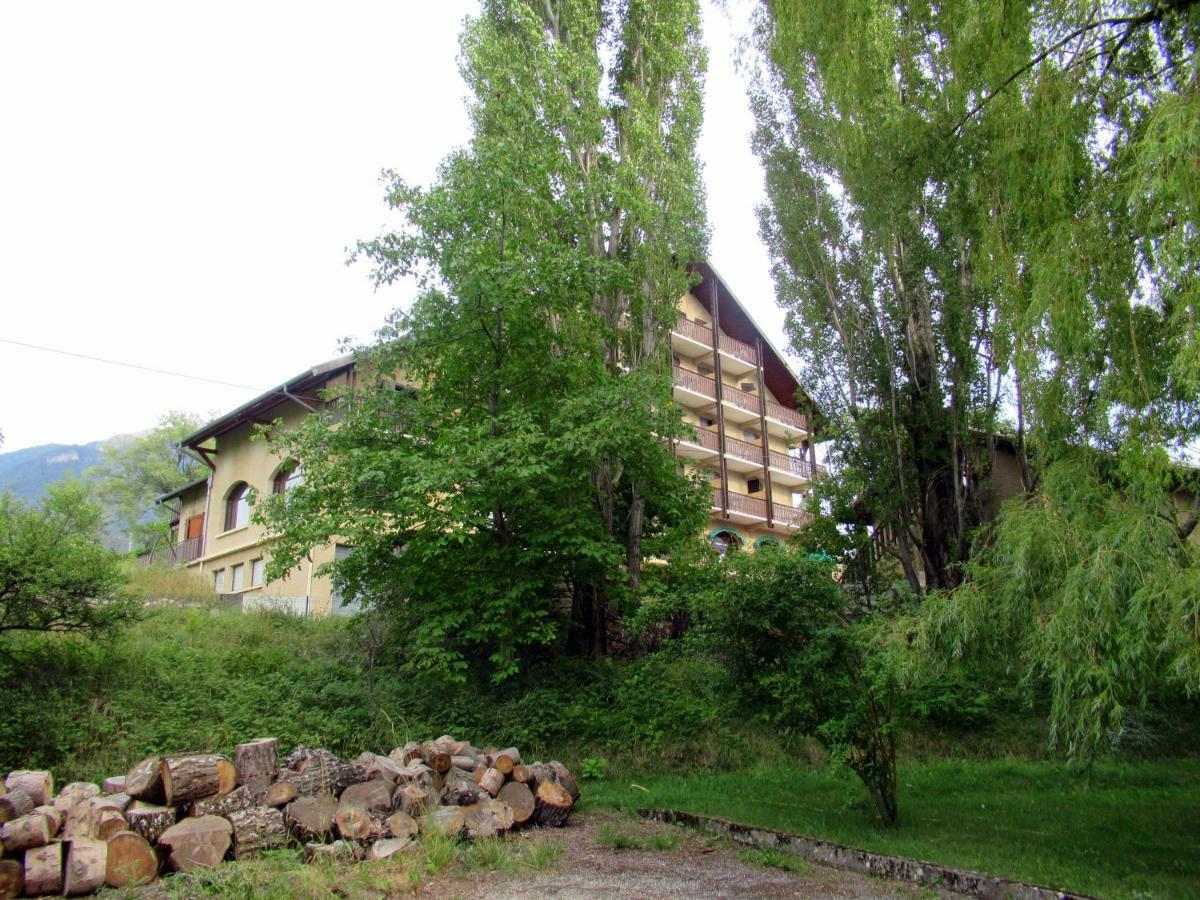 Hotel Les Barnieres Guillestre Exterior foto